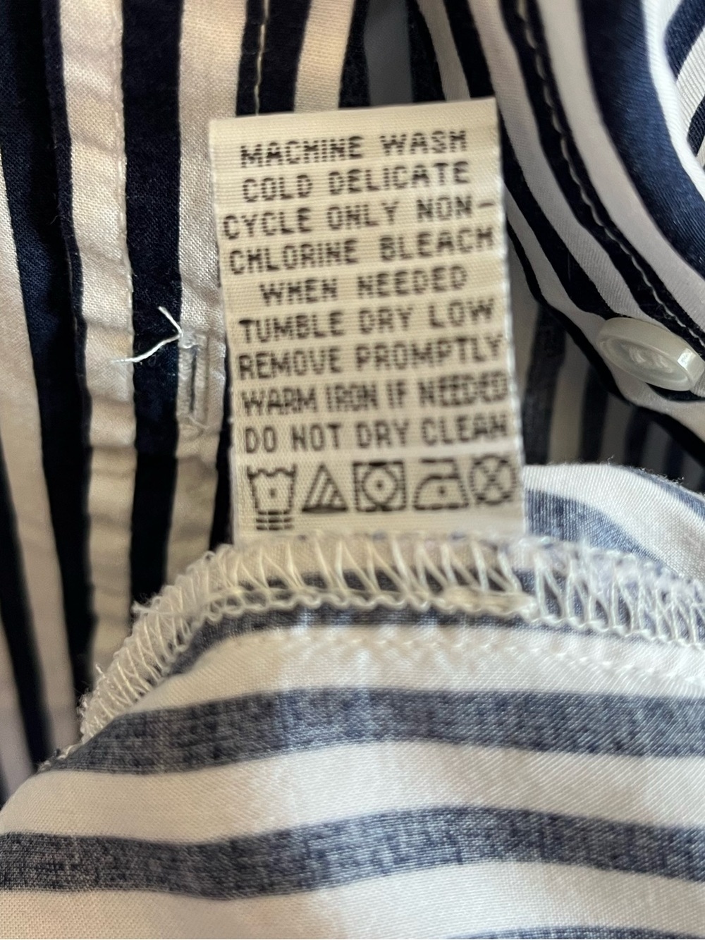 Velvet Heart Navy & White Striped Oversized Button Down Blouse 100% Rayon - Picture 6 of 12